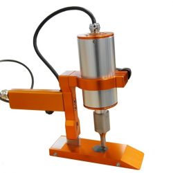 Ultrasonic hand device