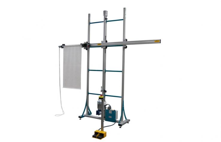 Cutting tables for sun protectors – controls